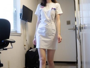 清纯护士为什么总穿制服？制服的魅力在哪里？怎样挑选适合自己的护士制服？